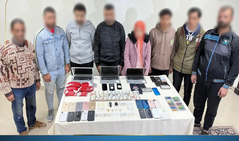 بالصور .. تفاصيل سقوط اخطر عصابة للنصب على المواطنين من خلال إحدى المنصات الإلكترونية بمسمى”H&S” عبر شبكة الإنترنت