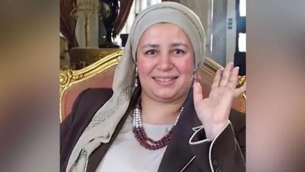 عبلة كامل تحتفل بعيد ميلادها الـ 65