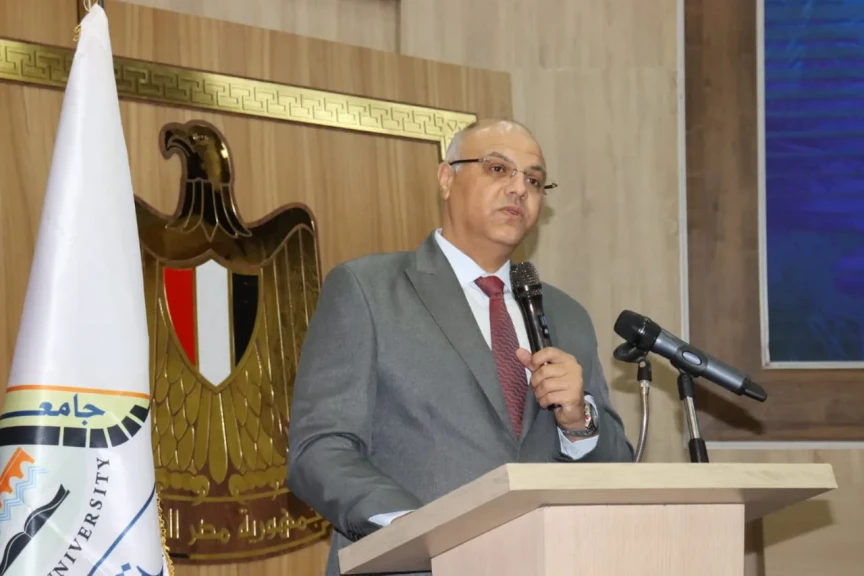 بالصور .. محافظ القليوبية يشارك في احتفال هيئة الرقابة الإدارية باليوم العالمي لمكافحة الفساد بجامعة بنها