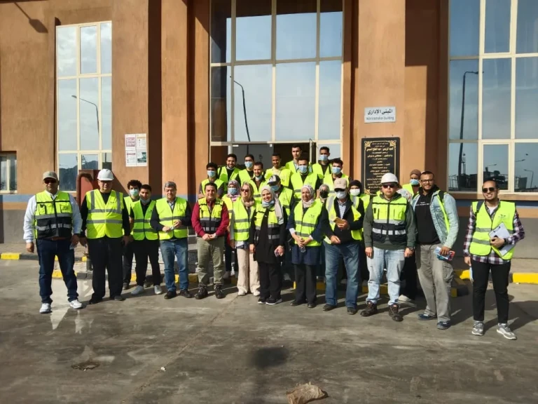 محافظ الدقهلية يُثمّن زيارة طلاب كلية الهندسة بجامعة عين شمس لمركز المعالجة والتدوير بسندوب