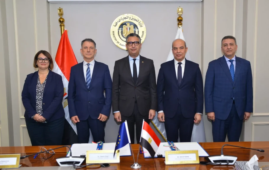 وزير التموين والتجارة الداخلية يشهد مراسم توقيع بروتوكول تعاون بين الشركة القابضة للصوامع والوكالة الإيطالية للتعاون من اجل التنمية لدعم مشروعات الأمن الغذائى