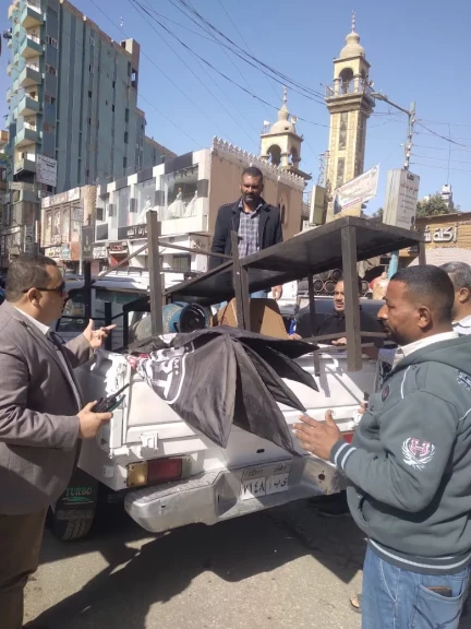 محافظ أسيوط: حملات مكبرة لإزالة الإشغالات وتعديات الباعة الجائلين بمدينة القوصية