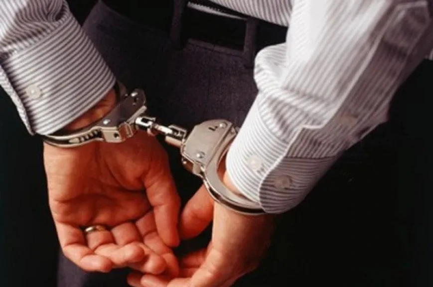 حبس مدرب كرة قدم بالدقهلية  4 ايام على ذمة التحقيقات بتهمة الاعتداء على أطفال وتصويرهم