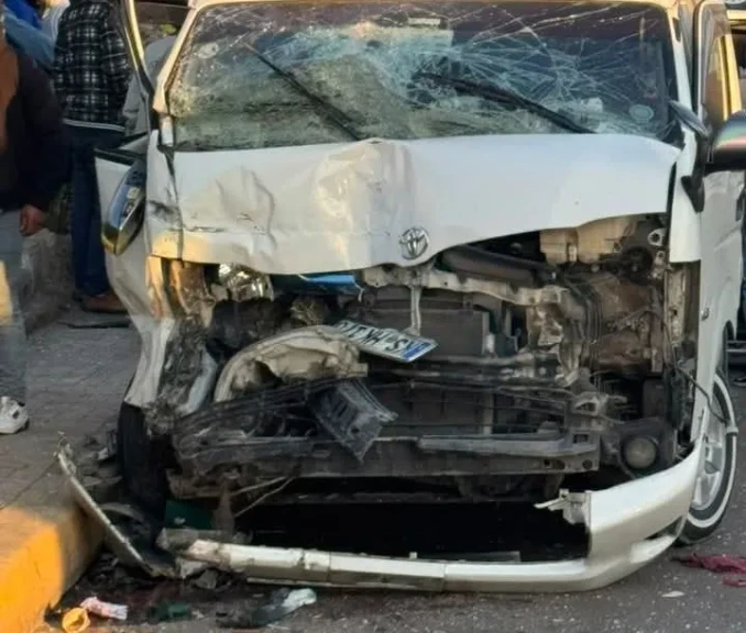 إصابة 3 أشخاص في حادث تصادم سيارتين بالإسكندرية