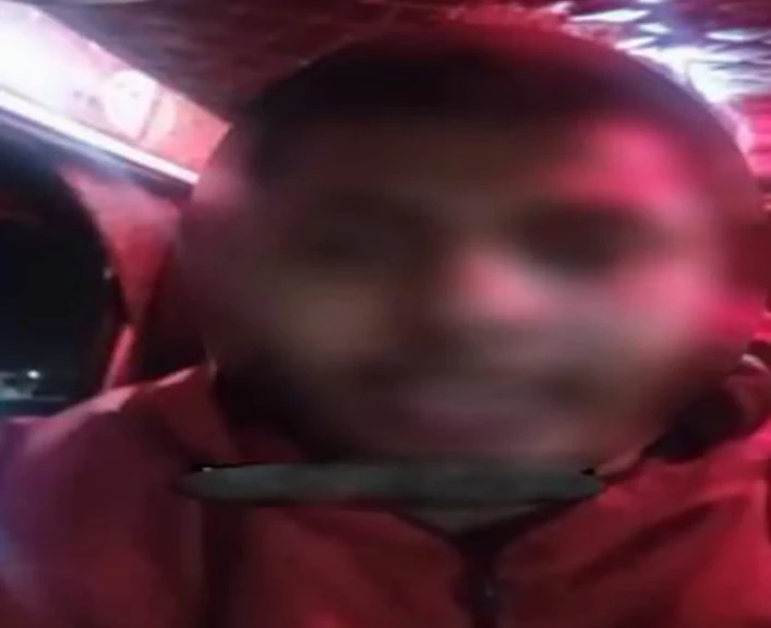 الداخلية تكشف حقيقة إعتراض قائد سيارة نقل بزعم قيام أحد ضباط الشرطة بتغريمه مخالفتين مروريتين بالجيزة دون وجه حق