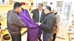 محافظ أسيوط يتفقد معرض وبازار...