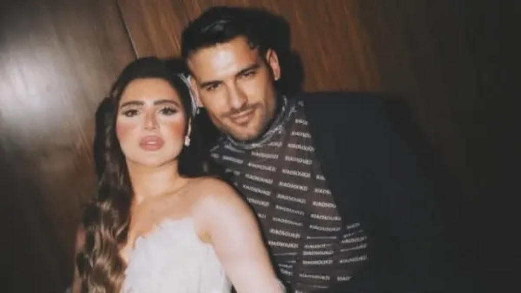 قرار جديد من المحكمة في أولي جلسات محاكمة يارا تامر زوجة مطرب المهرجانات مسلم بتهمة سب البلوجر أروى قاسم