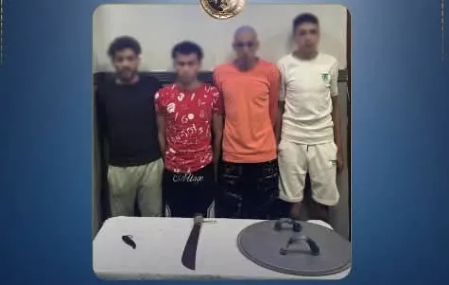 القبض على 4 أشخاص بالإسكندرية تعدوا على صاحب ورشة بسلاح أبيض خلال مشاجرة بينهم مما أدى لوفاته