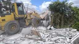 محافظ أسيوط : إزالة 10...