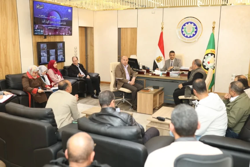 تنفيذًا لتكليفات محافظ الدقهلية ” نائبه يترأس اجتماعًا تنسيقيًا لتنفيذ أعمال إحلال وتجديد كابل كهرباء مرفق مياه الجمالية بطول 2700 متر