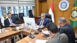 محافظ الدقهلية يشارك في اجتماع...