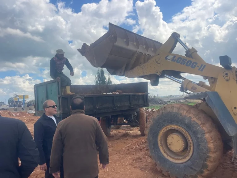 محافظ الدقهلية يتابع أعمال إزالة تعدي بالبلوك على أرض زراعية بطلخا .. اعرف التفاصيل