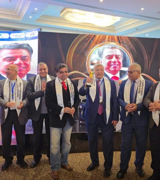 بالصور .. تكريم دكتور جمال شعبان عميد معهد القلب السابق في مؤتمر الأزمات القلبية Combat MI