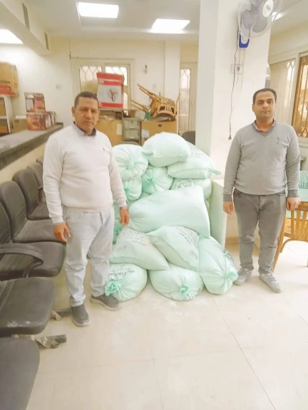 محافظ أسيوط  : ضبط 21 جوال دقيق بلدي بأبوتيج وتكثيف الحملات التموينية لإحكام الرقابة على الأسواق