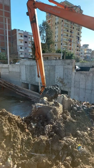 محافظ الدقهلية يتابع إنتهاء أعمال تطهير ترعة الساحل أسفل وبمحاذاة كوبري معلة بطلخا