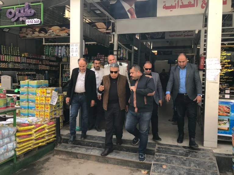 محافظ الدقهلية يتفقد معارض المحافظة الدائمة لمتابعة توافر السلع وجودتها والإعلان عن الأسعار وانتظام صرف الخبز