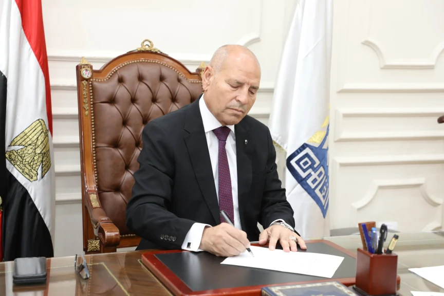 محافظ القاهرة يكلف محمد محجوب سالم بالعمل رئيسًا لحى عين شمس