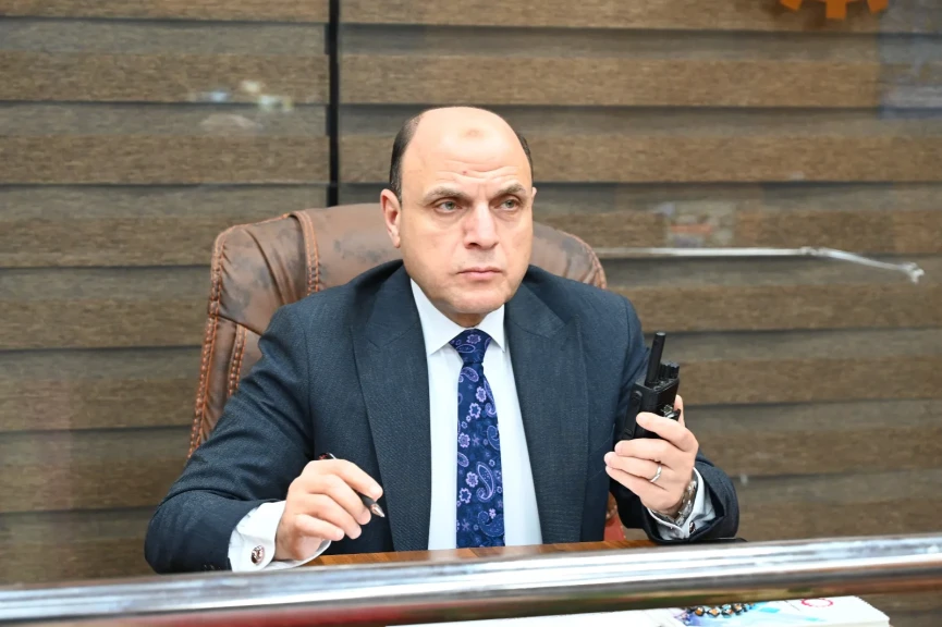 محافظ الغربية يتابع تنفيذ قرار مواعيد الغلق للأسبوع الثاني على التوالي من داخل مركز سيطرة الشبكة الوطنية للطوارئ بمراكز ومدن المحافظة