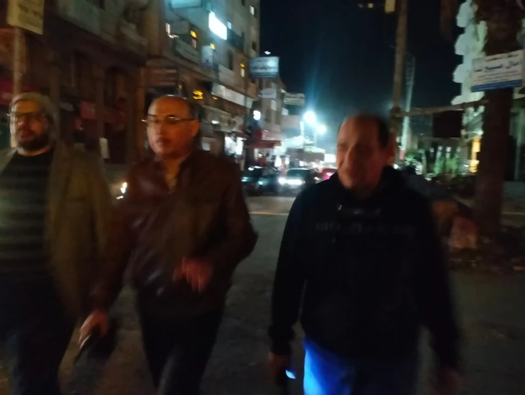 محافظ الدقهلية يتابع أعمال تطبيق قرار غلق المحلات التجارية