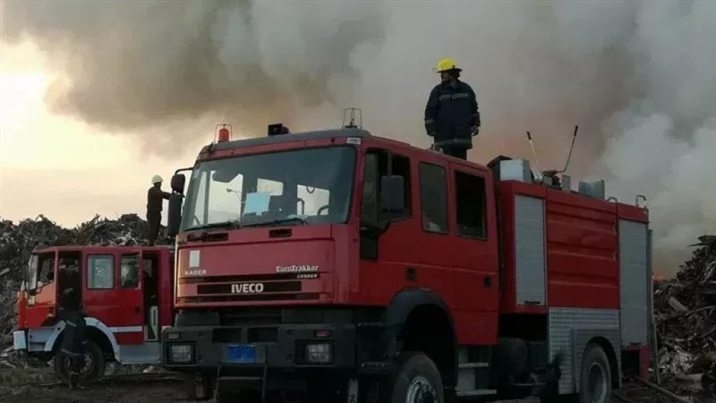 السيطرة على حريق بمخزن شركة إنفينتي لمستحضرات التجميل في مدينة نصر