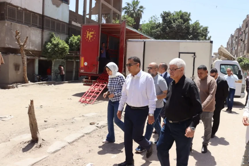 محافظ القليوبية يوجه بطرح مبنى “بنزايون” بشبرا الخيمة للاستثمار لتعظيم موارد المحافظة